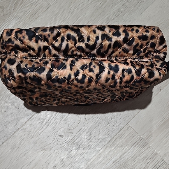 Steve Madden Leopard Print Cosmetic Bag - Picture 7 of 7